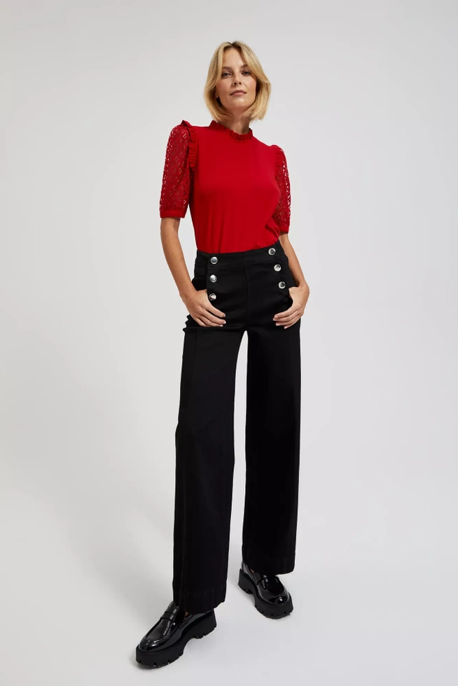 Bluzka z koronkowymi rękawami czerwona