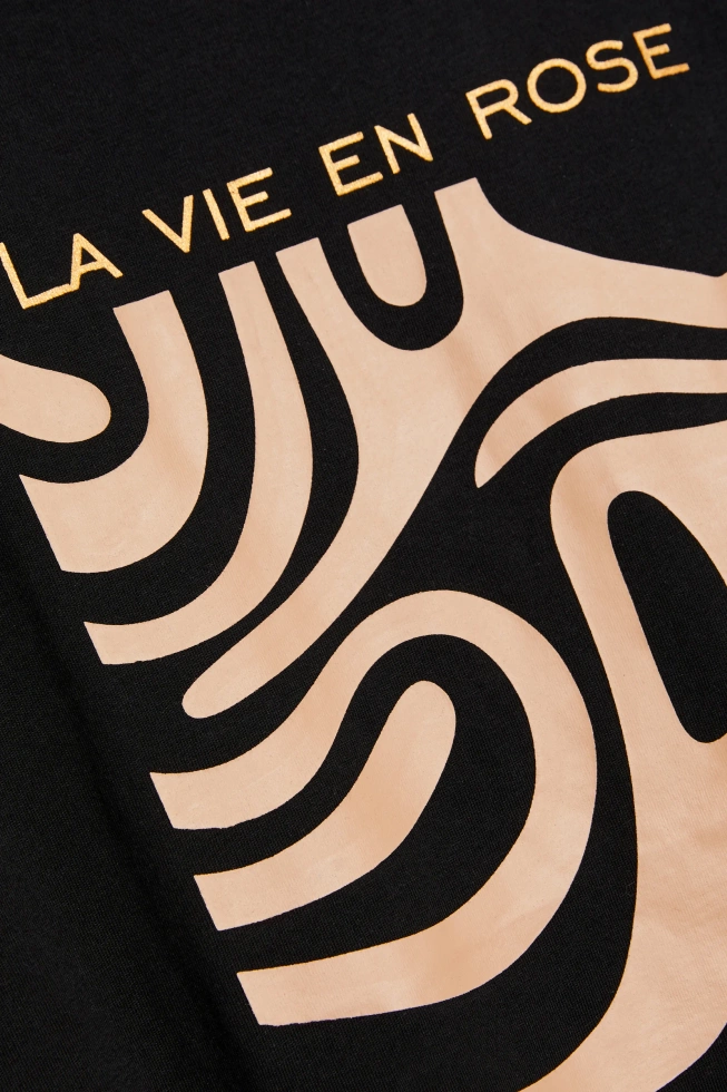 T-shirt z geometrycznym nadrukiem czarny