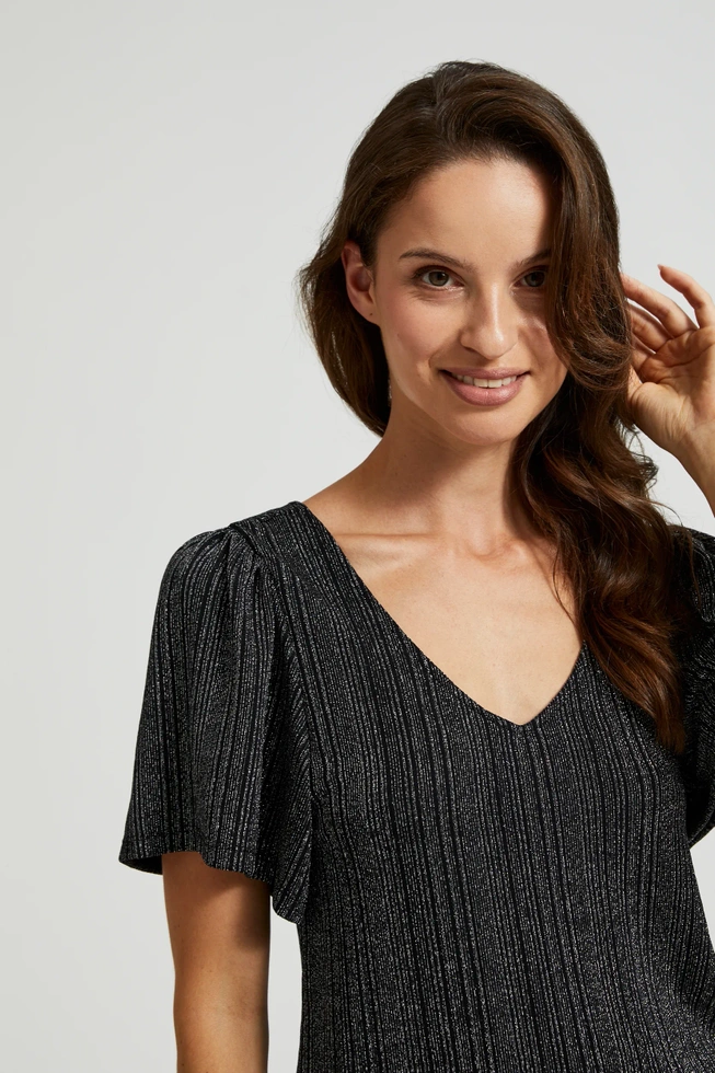 Blyszcząca bluzka z dekoltem w serek czarna