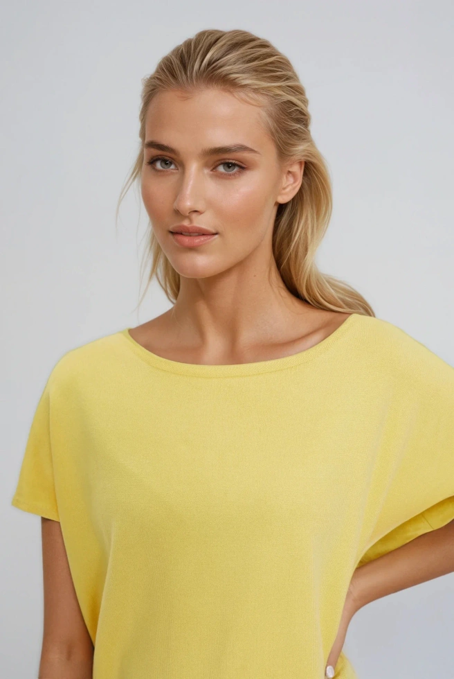 Cienki sweter żółty