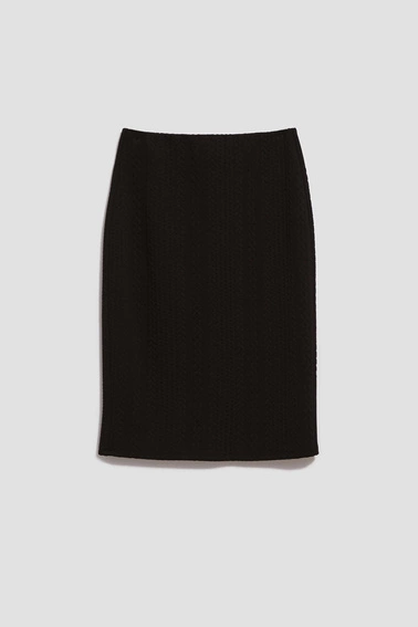 Ołówkowa spódnica w swetrowy wzór czarna