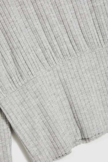 Prążkowana bluzka z długimi rękawami szara 