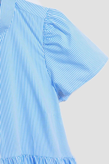 Koszulowa sukienka biało niebieska