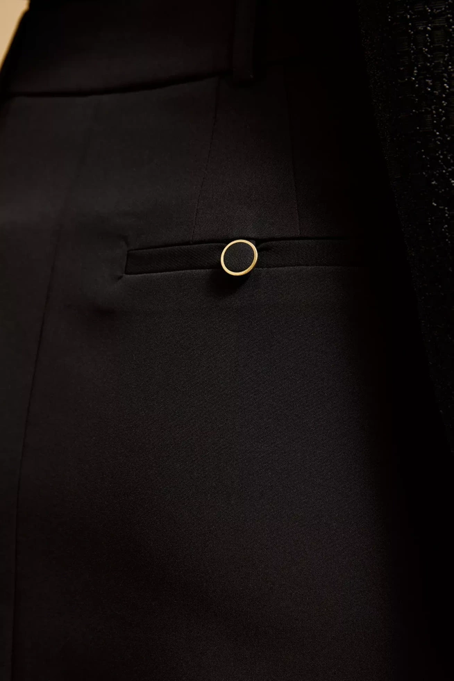 Elegancka spódnica midi