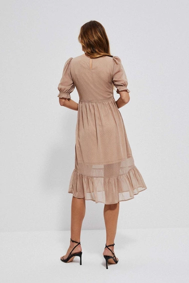 Sukienka z falbaną w groszki