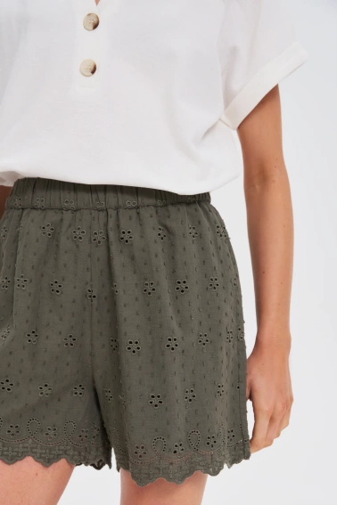 Bawełniane szorty oliwkowe