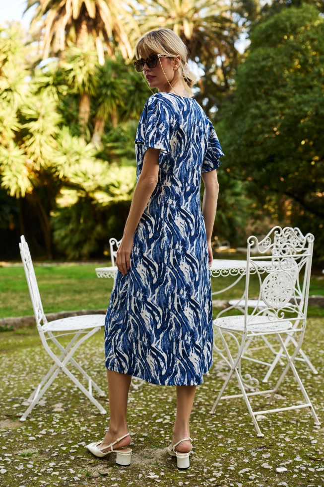 Sukienka midi z krótkimi rękawami niebieska