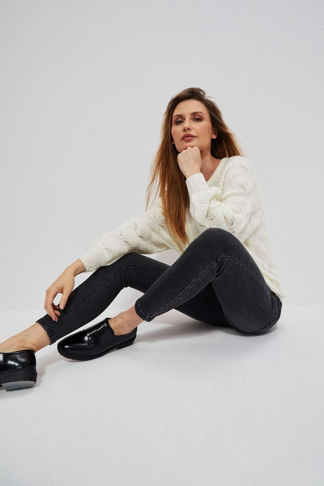 Spodnie rurki z przetarciami