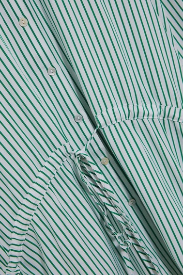 Koszula w paski biało zielona