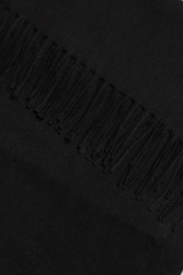 Szal z frędzlami czarny