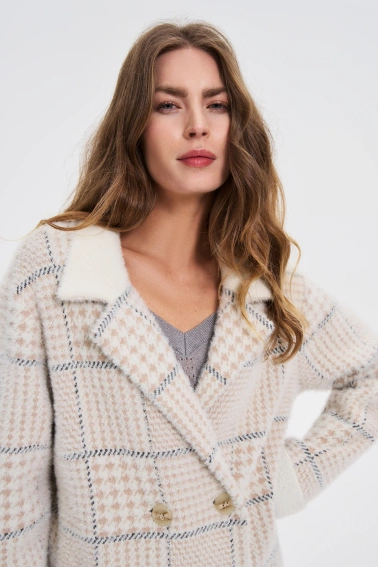 Płaszcz w kratę beżowy 