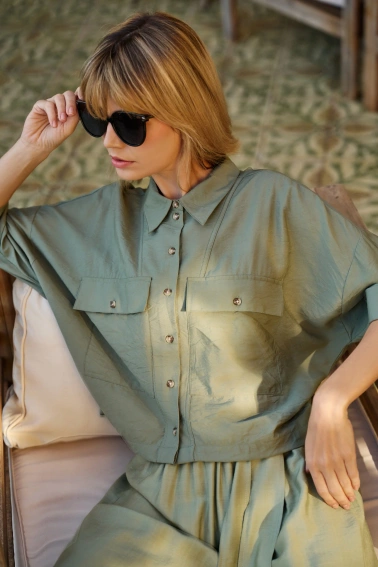 Krótka koszula z wiskozy oliwkowa