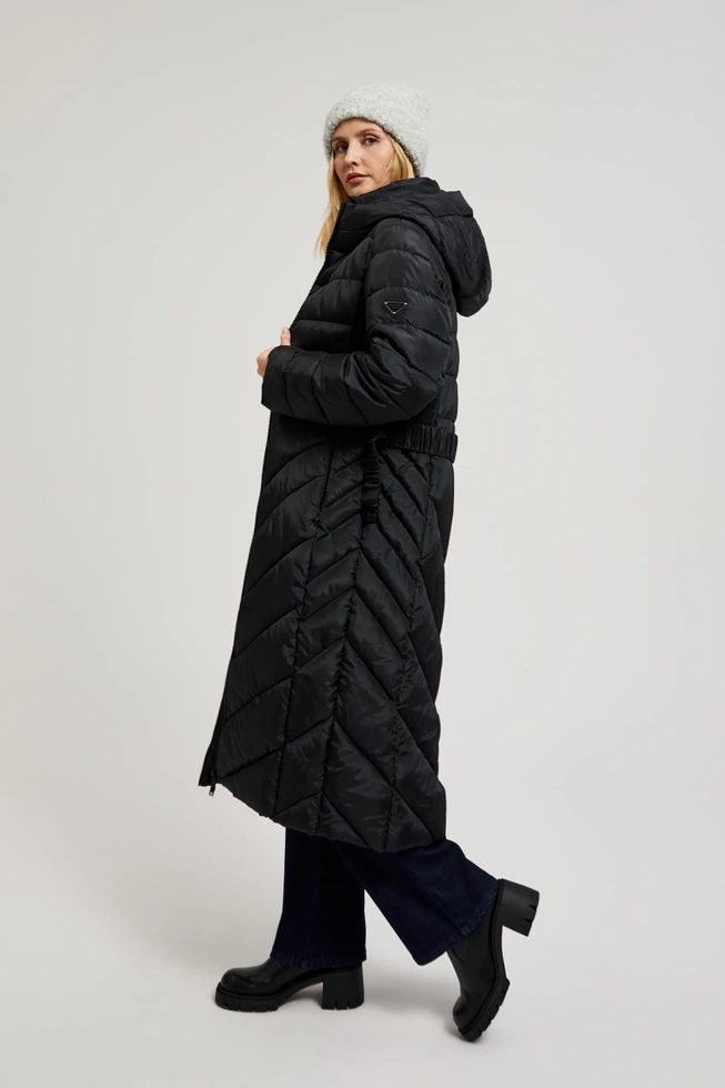 Pikowana kurtka z paskiem czarna