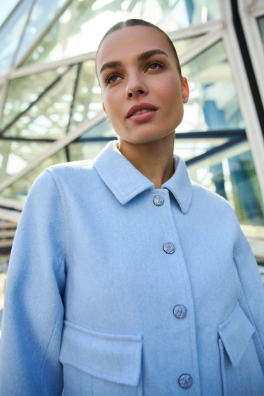 Krótka kurtka błękitna