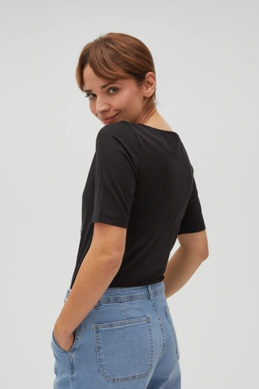 Bluzka z nadrukiem i napisem czarna