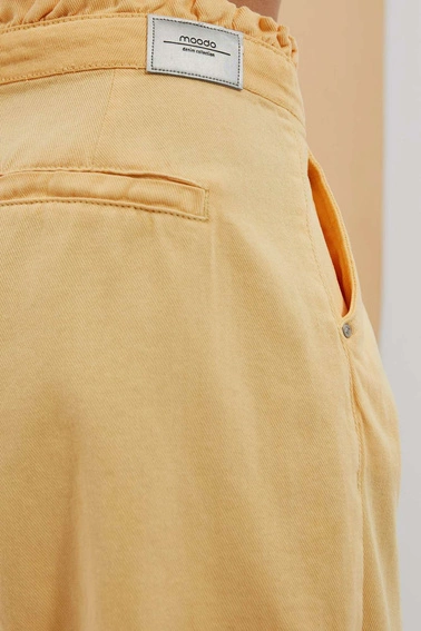 Szorty z podwiniętą nogawką 