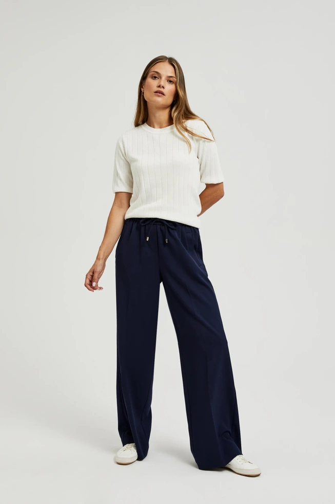 Spodnie z szerokimi nogawkami i wiązaniem w pasie granatowe