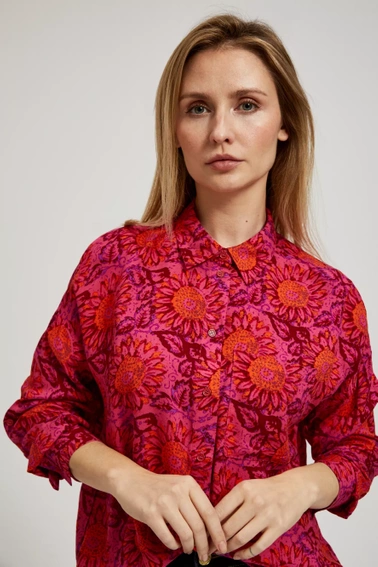 Wzorzysta koszula z kołnierzykiem różowa