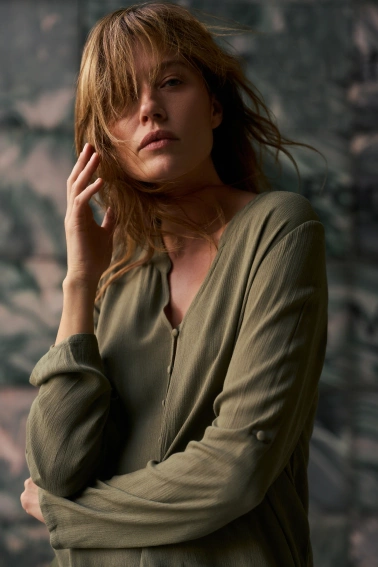 Wiskozowa koszula oliwkowa