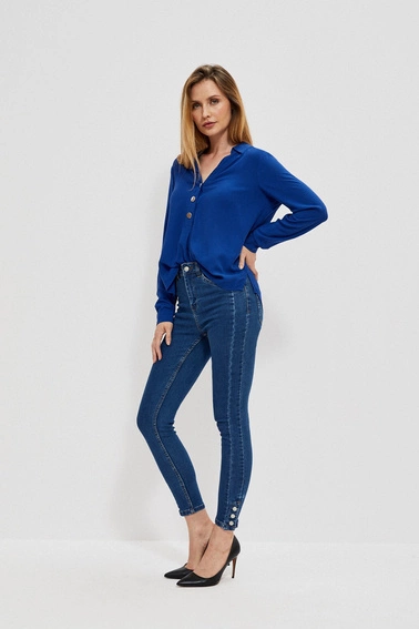 Jeansy rurki z ozdobnymi guzikami