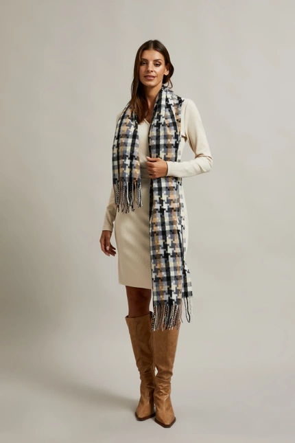 Ciepły szalik w kratę szary