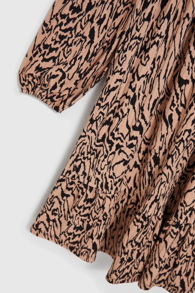 Sukienka w zwierzęcy wzór brązowa