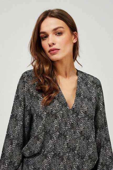 Koszula z głębokim dekoltem