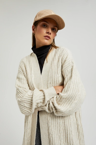 Czapka z daszkiem beżowa