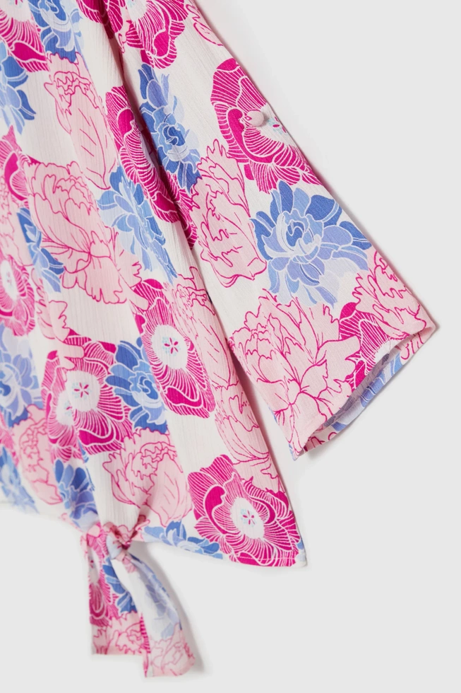 Koszula w kwiaty z wiązaniem różowa