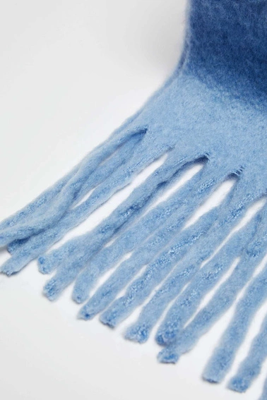 Gładki szal z frędzlami ciemnoniebieski