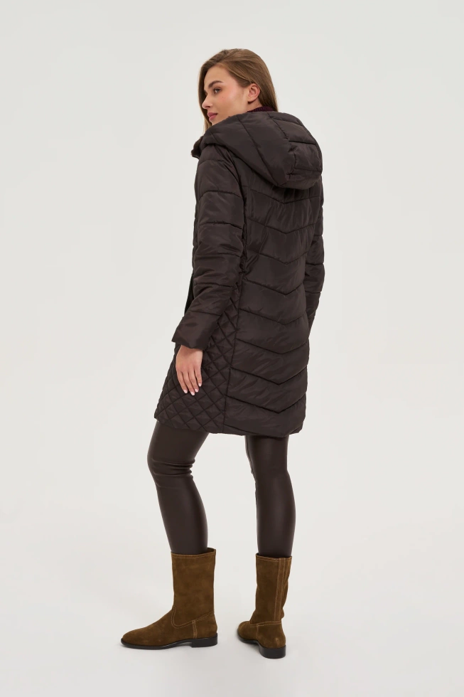 Kurtka z ocieplanym kapturem brązowa