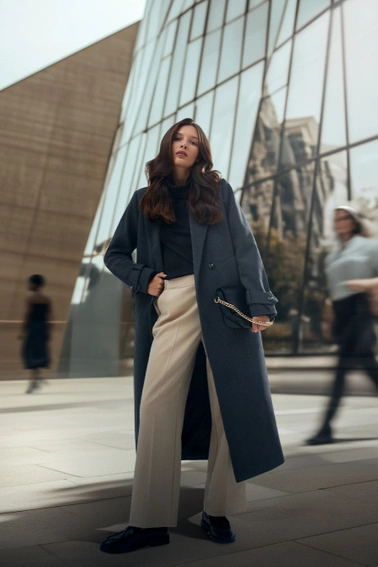 Eleganckie spodnie beżowe