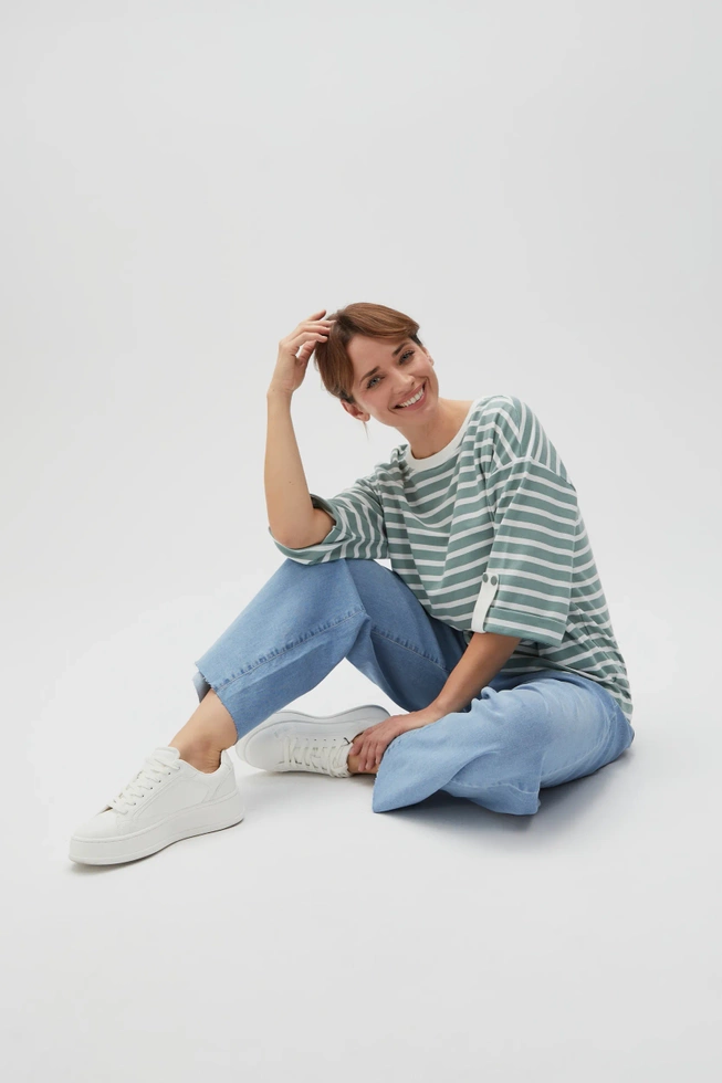 Bluza oversize w paski z szerokimi rękawami oliwkowa