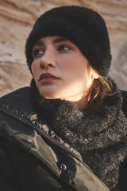 Ciepła futrzana czapka czarna