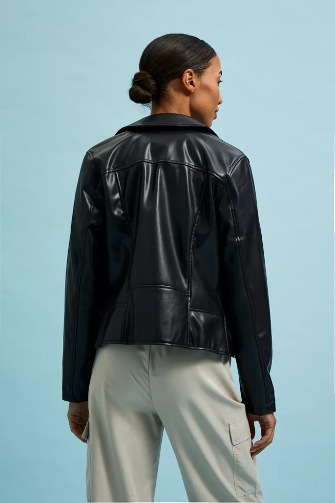 Kurtka ramoneska zapinana na zamek