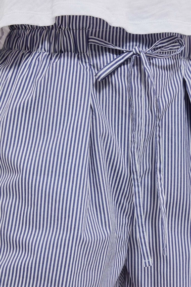 Bawełniane szorty w paski biało niebieskie