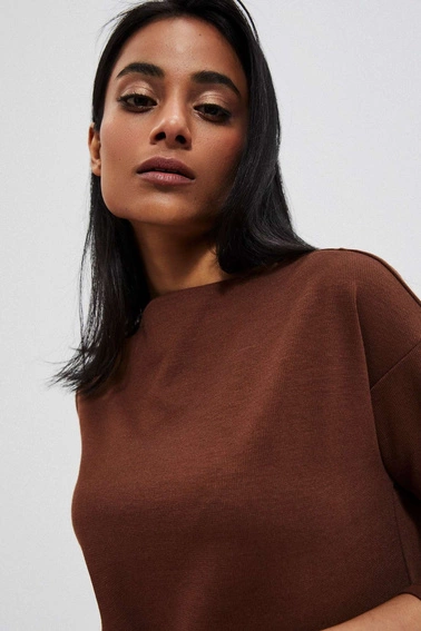 Prosta sukienka kasztanowa