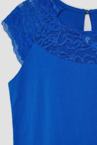 Bluzka z koronką niebieska