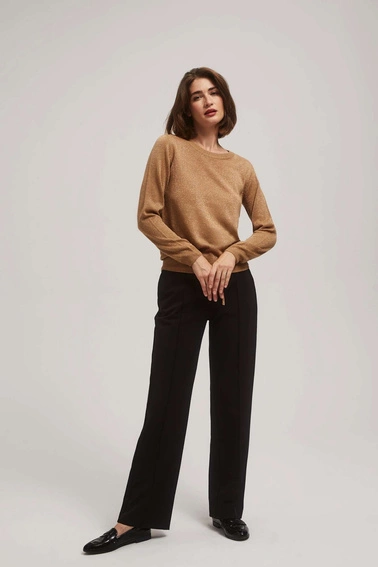 Sweter z metaliczną nitką i wiązaniem 