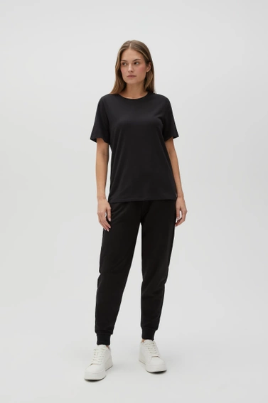 Gładki bawełniany t-shirt czarny