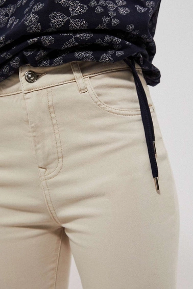 Gładkie spodnie 7/8 beżowe