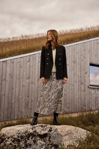 Wiskozowa spódnica midi granatowa