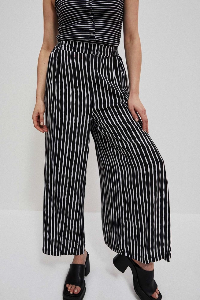 Szerokie spodnie w paski