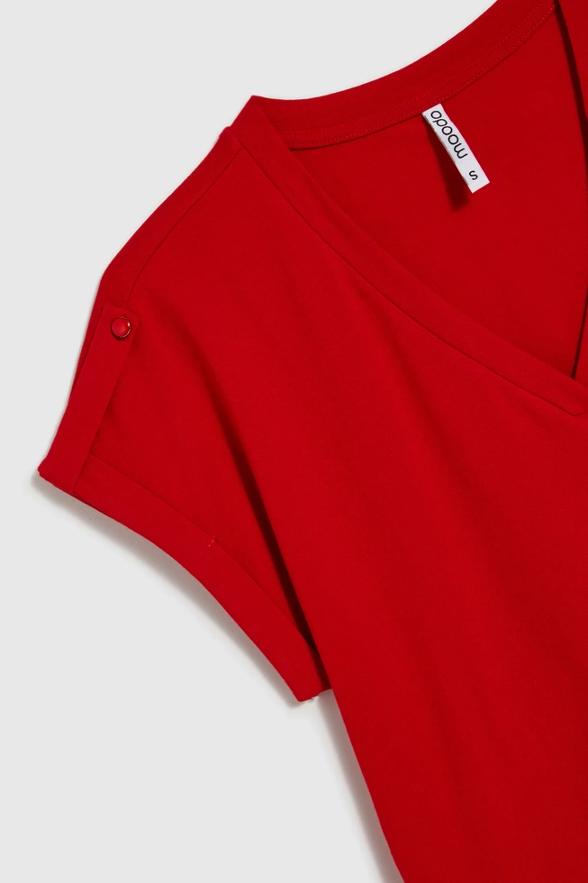 Gładki t-shirt z dekoltem w serek czerwony