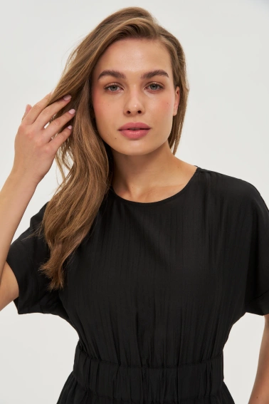 Wiskozowa sukienka czarna