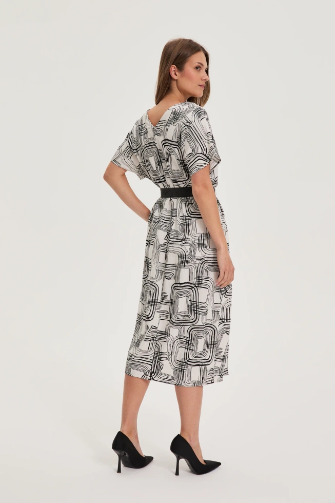 Wiskozowo-lniana sukienka biała