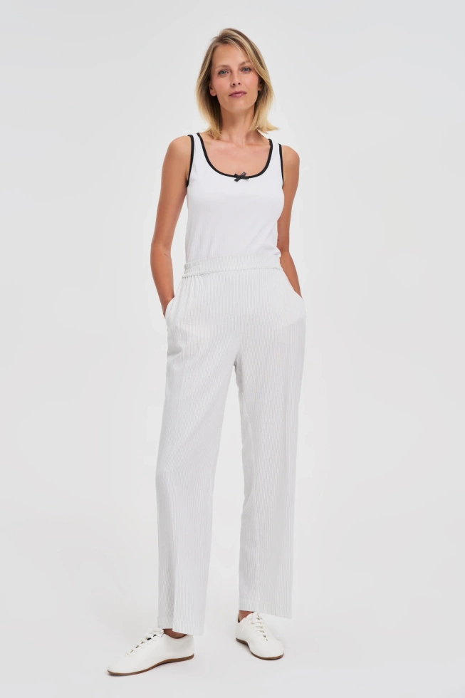 Dopasowany top biały