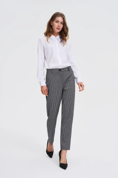 Koszula z kołnierzykiem biała