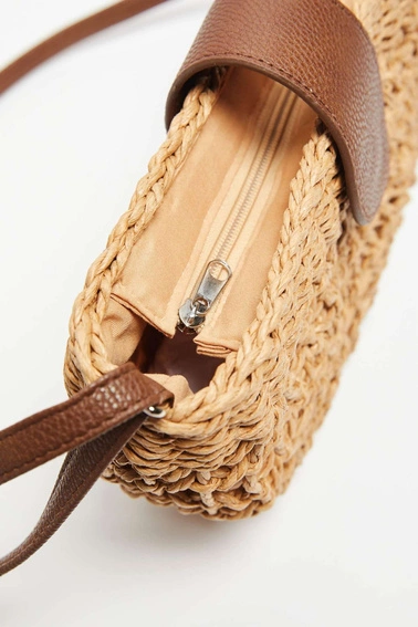 Pleciona torebka na ramię