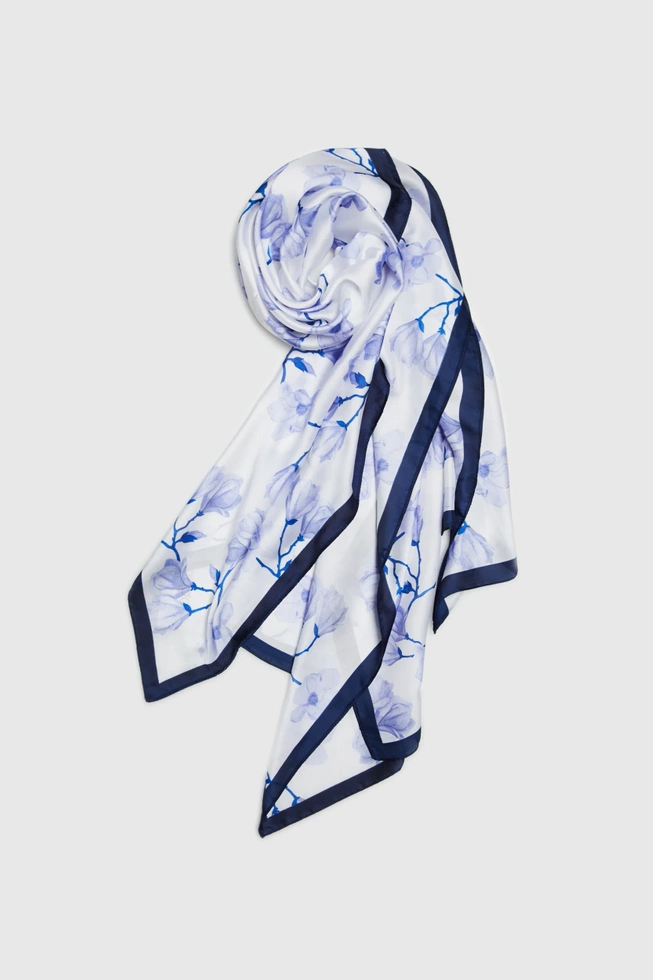 Szalik w kwiaty błękitny